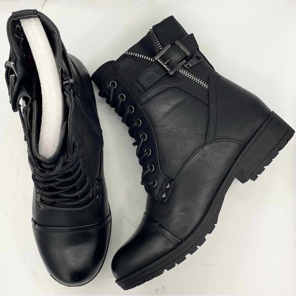 Id Required lace-up black stylish combat moto boots buckle detail women’s Size 7 - Picture 10 of 12